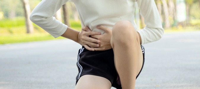 What Causes Pain in the Right Side of the Abdomen?